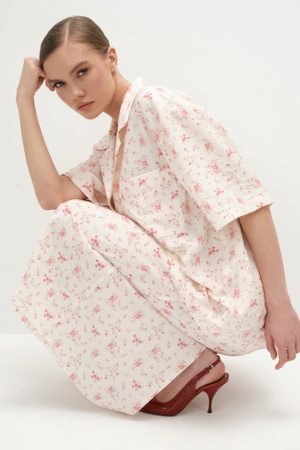 Блуза с коротким рукавом в цветы