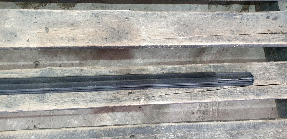 Молдинг двери задней левой Mercedes C (W205) 14-23 Б/У Оригинал A2057303501