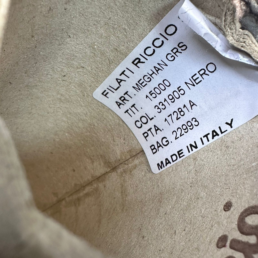 MEGHAN - Filati Ricco; кидмохер, эластан, п/а; 1500м/100гр; col. 331905 NERO, цвет: черный