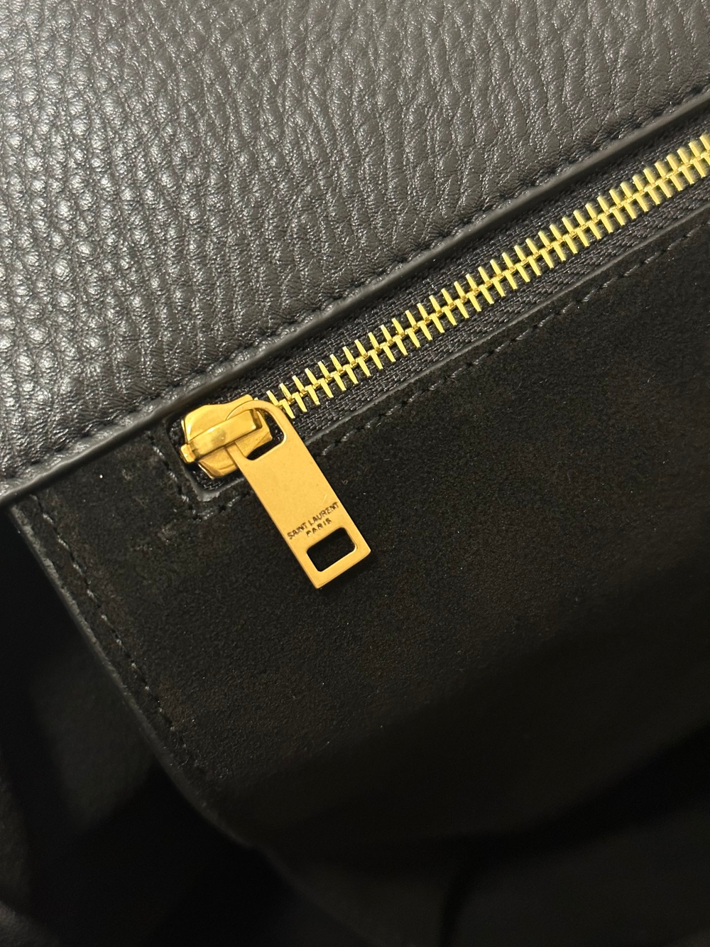 LE 5 À 7 BEA ИЗ ЗЕРНИСТОЙ КОЖИ