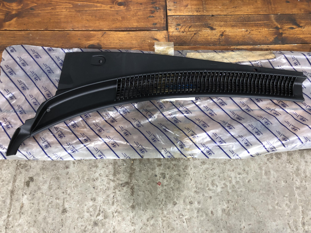 Жабо левая часть Hyundai Accent 2 00-12 Новое Оригинал 8615025901