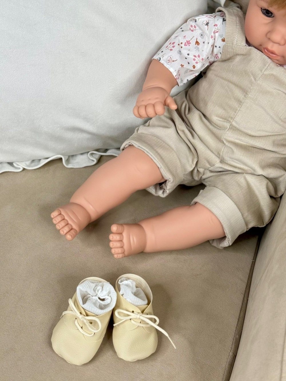 Кукла Berbesa мягконабивная 62см Dulzon (8069S)