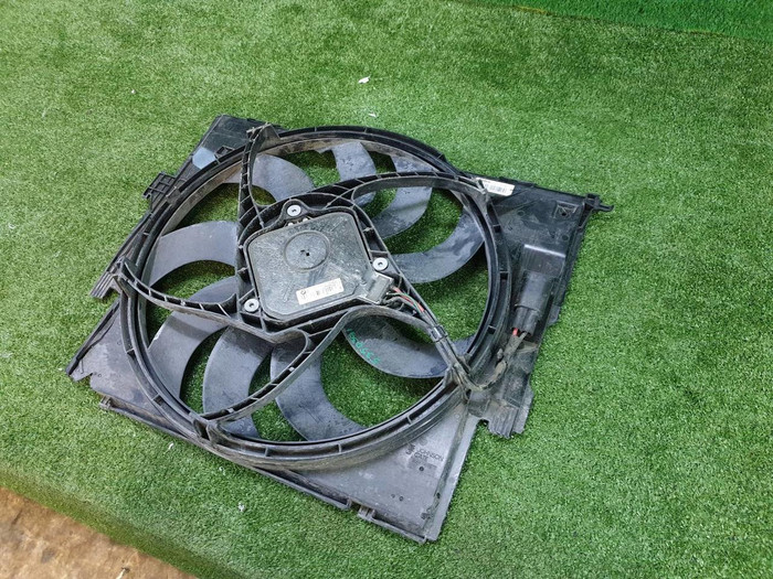 Диффузор с вентилятором BMW 3er F30, F31, F80 (2011-2020)