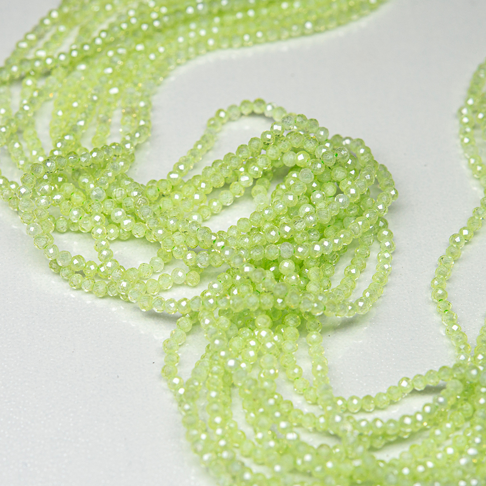 Фианиты, оттенок "Яблоко", 2мм, шар, микроогранка