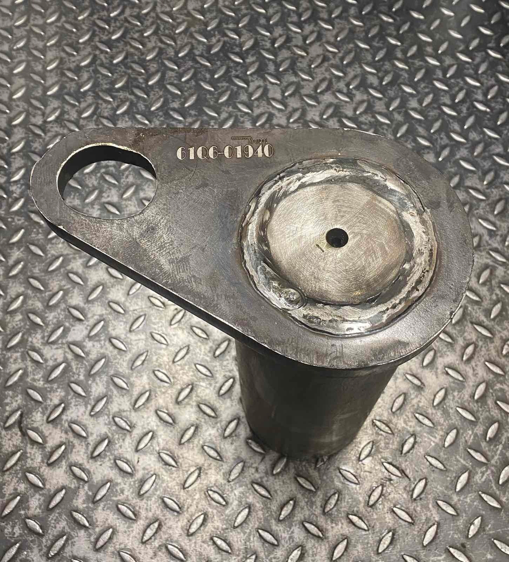 Палец 61Q6-01940