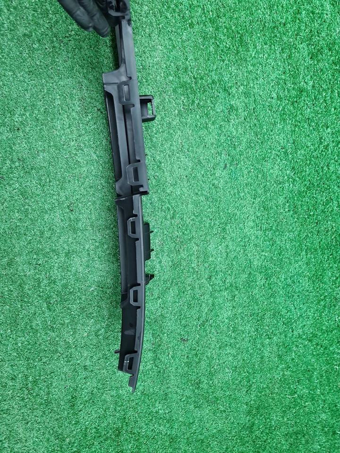 Решетка переднего бампера GAC GN8 (2019-2023)