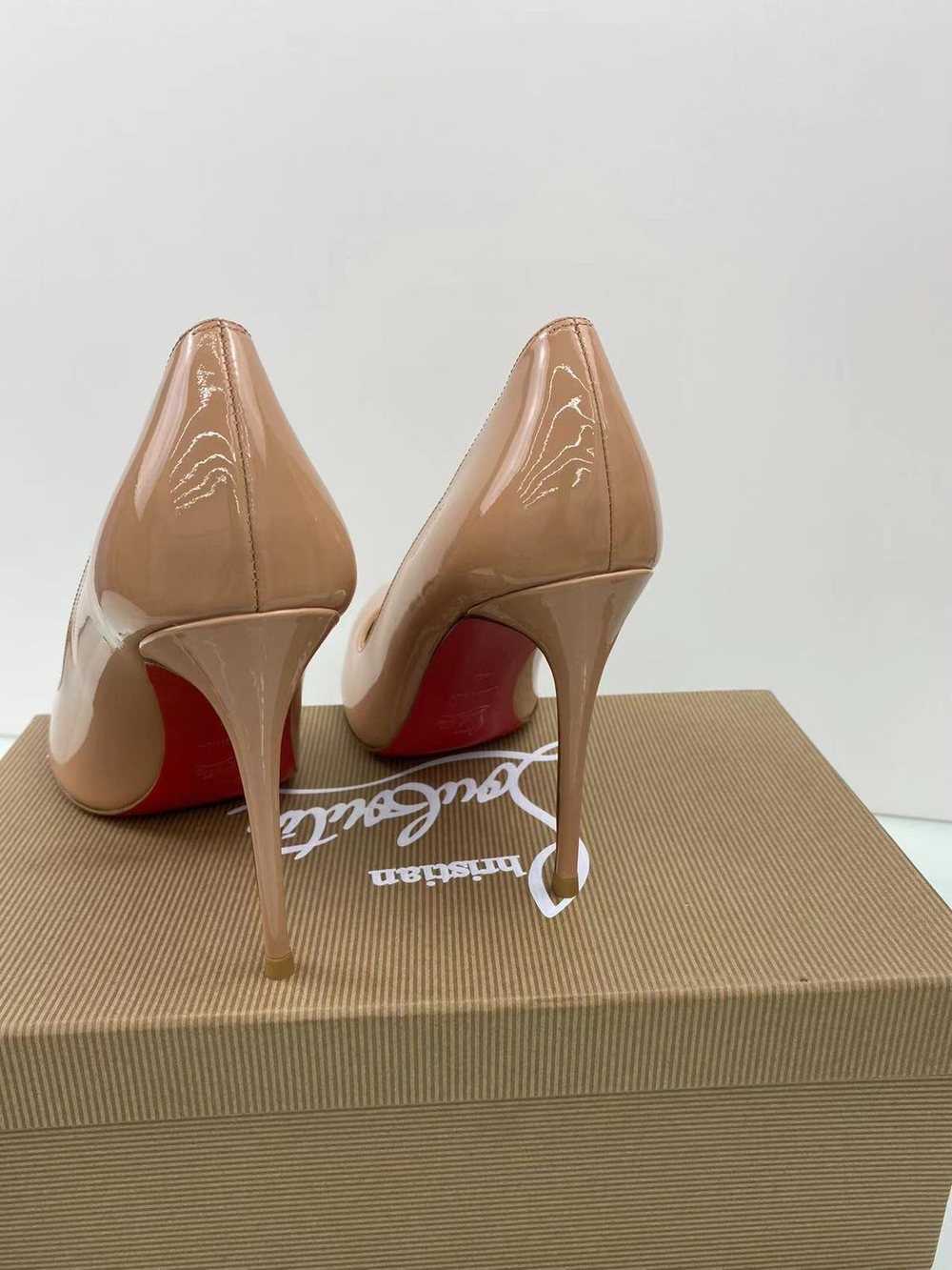 Туфли Christian Louboutin