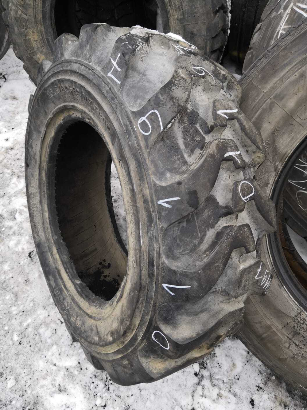 10.5/80-18 Armour IMP600 шина б/у