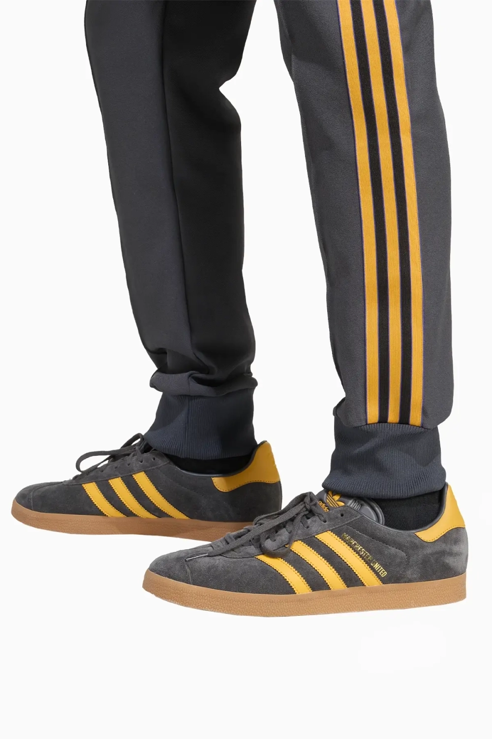 Штаны adidas Manchester United 25/26 Terrace Icons - серый