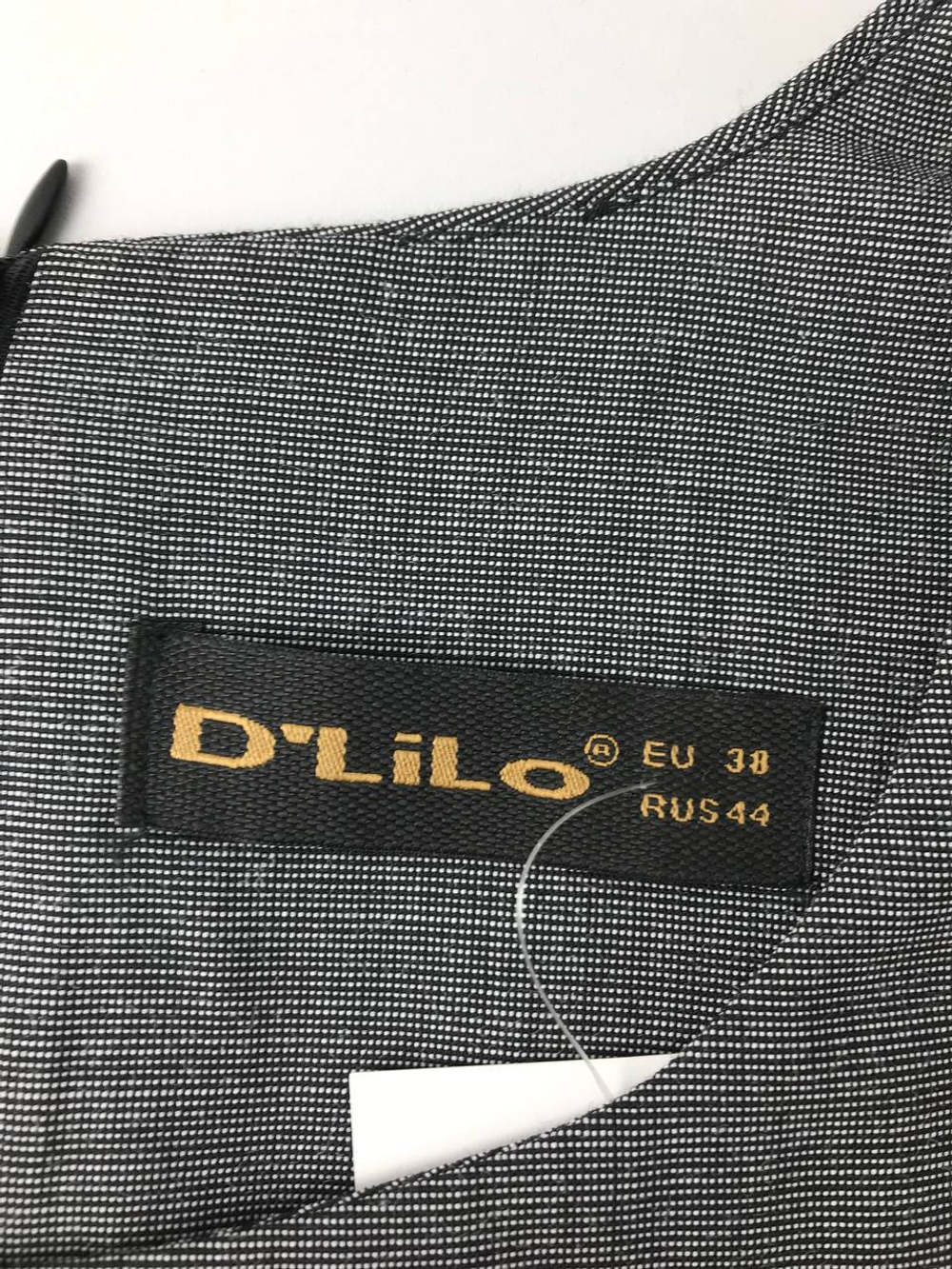 Платье D'lilo офисное 44 размер