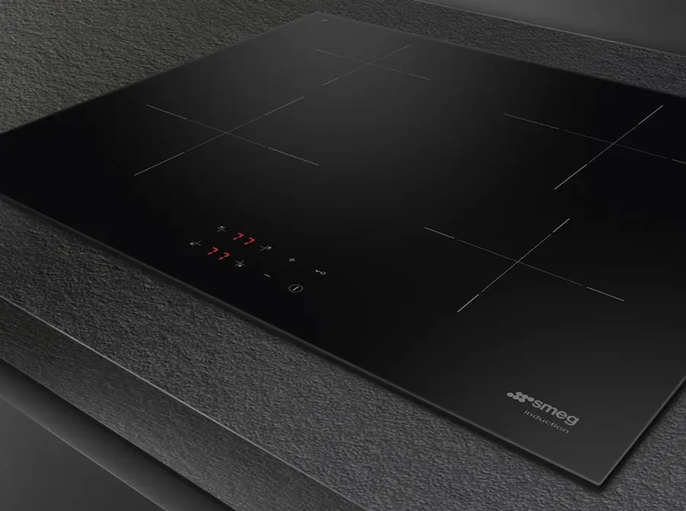 Варочная поверхность Smeg SI2641D