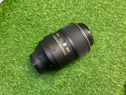 Nikon 105mm 2.8G IF-ED AF-S VR Micro-Nikkor