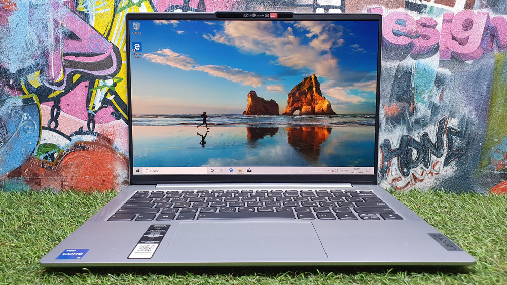 Ноутбук Lenovo i5-13/16Gb/FHD