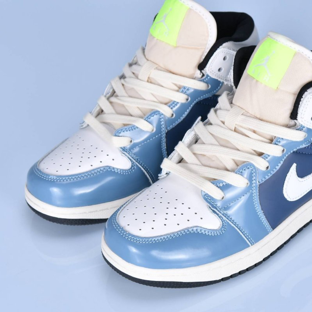 Кроссовки Nike Air Jordan 1 Mid арт 5409