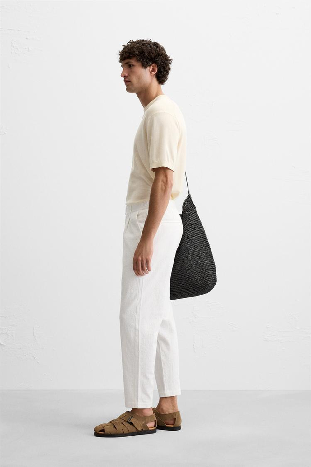 ZARA БРЮКИ ИЗ РЕЛЬЕФНОЙ ТКАНИ С ЗАЩИПАМИ, БЕЛЫЙ