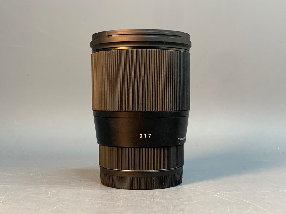 Sigma AF 16mm f/1.4 DC DN Contemporary Canon EF-M