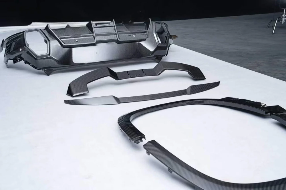 Карбоновый обвес для BMW XM (G09) 2023-2024+ БМВ
