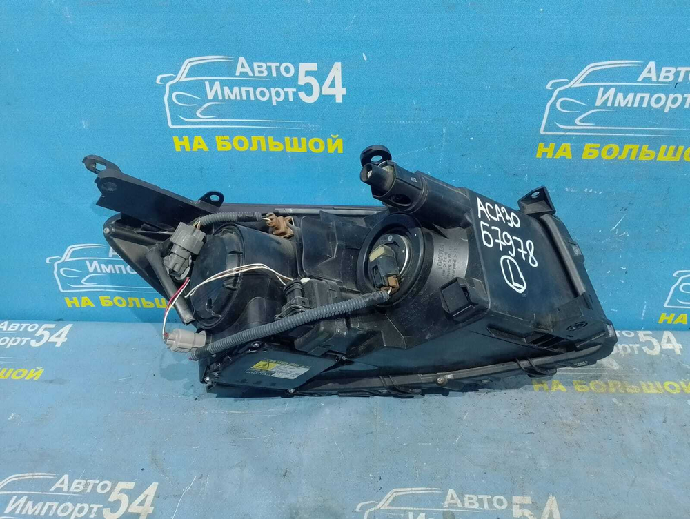 Фара передняя левая TOYOTA RAV4 2005-2008
