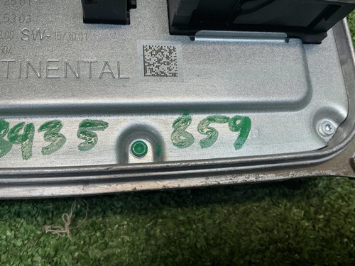 Блок управления фары Mercedes CLS c218 (2014-2017)