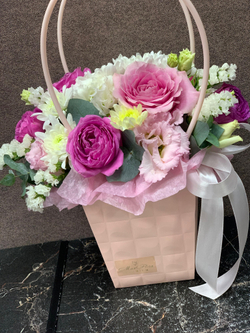 Букет 8 Марта М-35