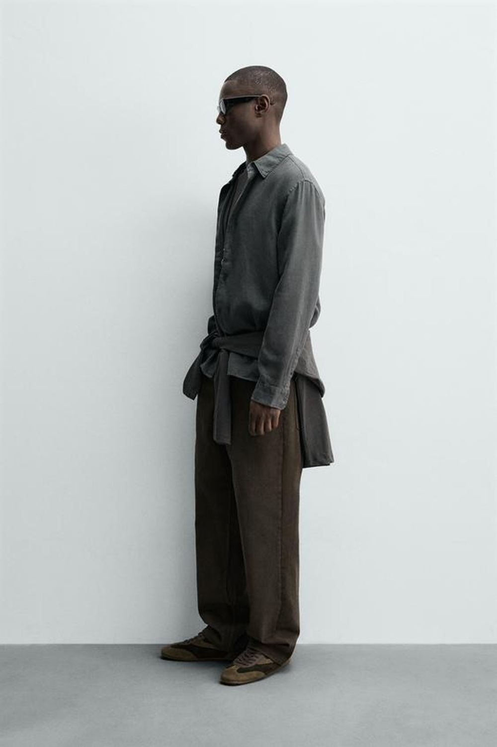 ZARA РУБАШКА ИЗ 100% ЛЬНА, АНТРАЦИТОВО-СЕРЫЙ