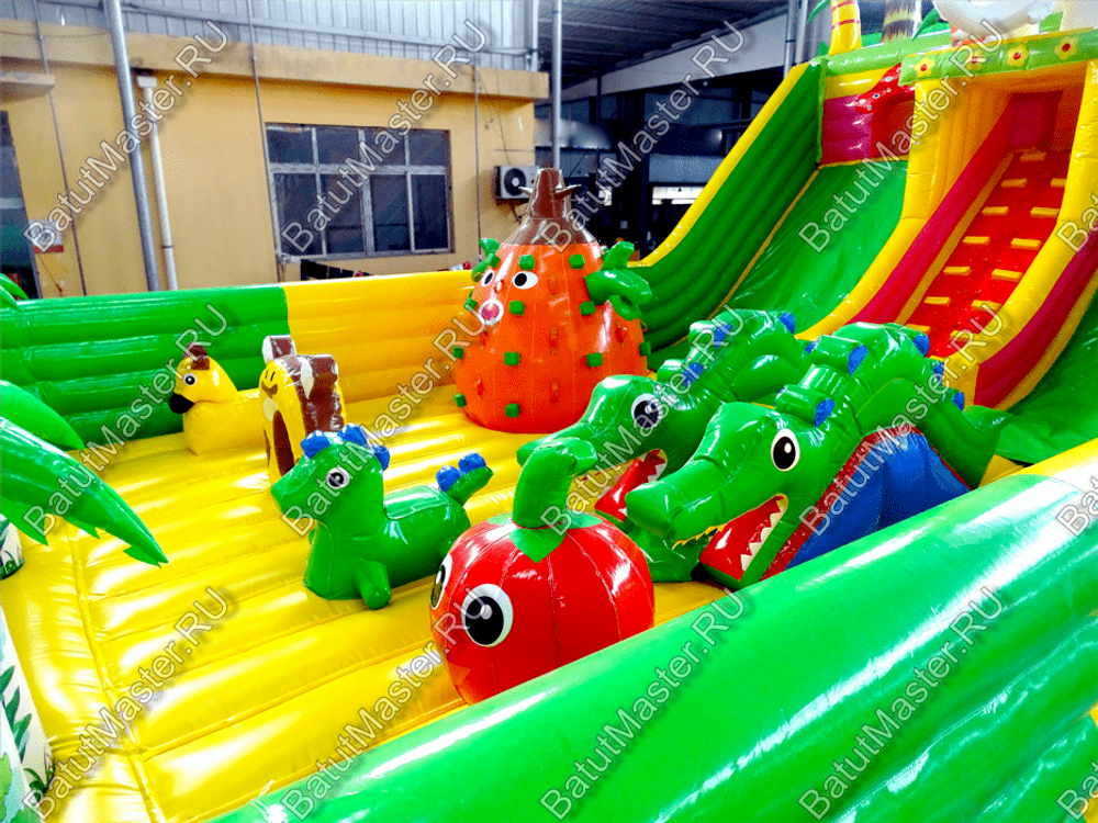 Коммерческий надувной батут "Сафари парк" 12*7*7 м