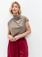 Футболка дизайнерская с цельнокроеным воротником