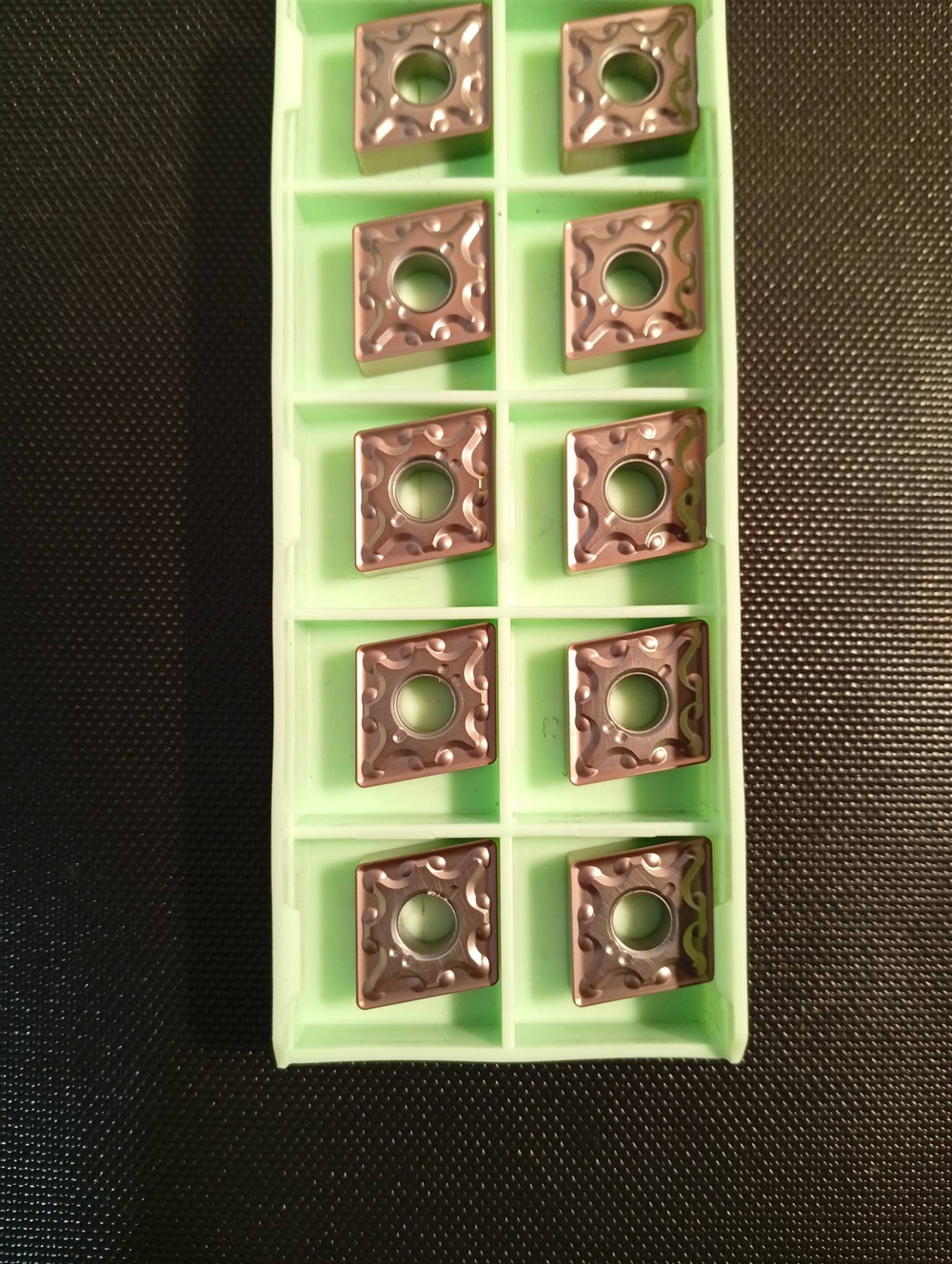 Пластина токарная CNMG120408-MA