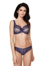 Бюстгальтер Scarlet с чашками на тонком поролоне (Размер: 85G) (Цвет: черный)