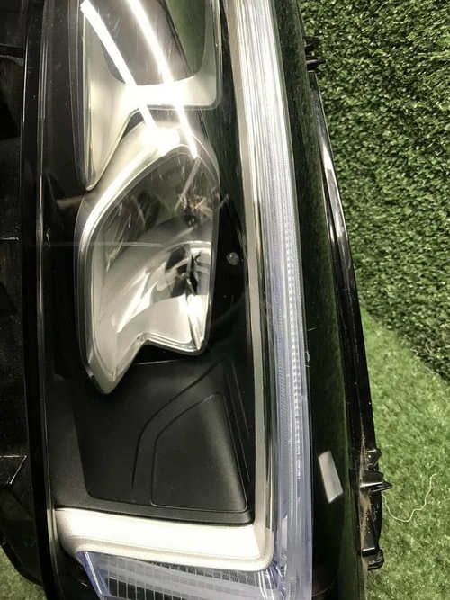 Фара правая Mercedes A W177 (2018-2022) LED