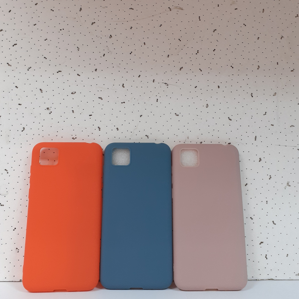 Чехол силиконовый HUAWEI Honor 7C красный