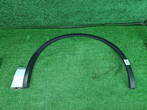 Расширитель передний правый VW Touareg 3 (18-23)