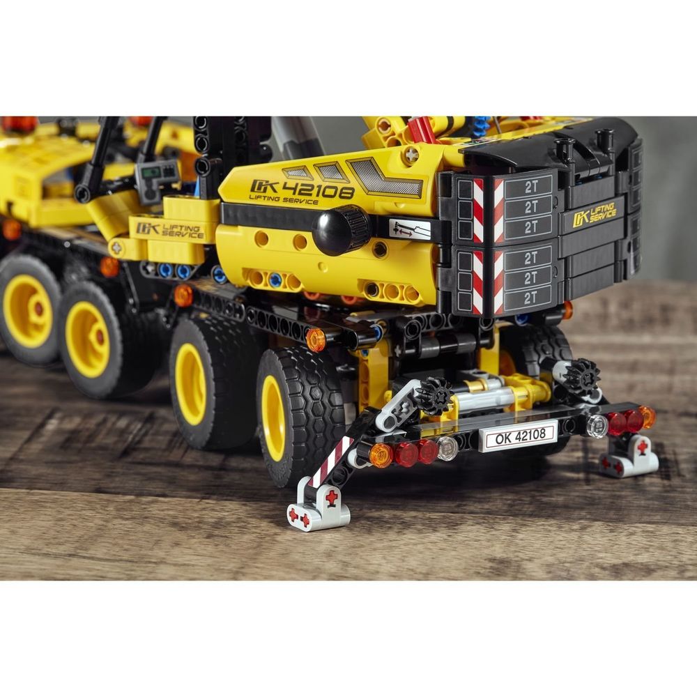 Мобильный кран Technic  LEGO