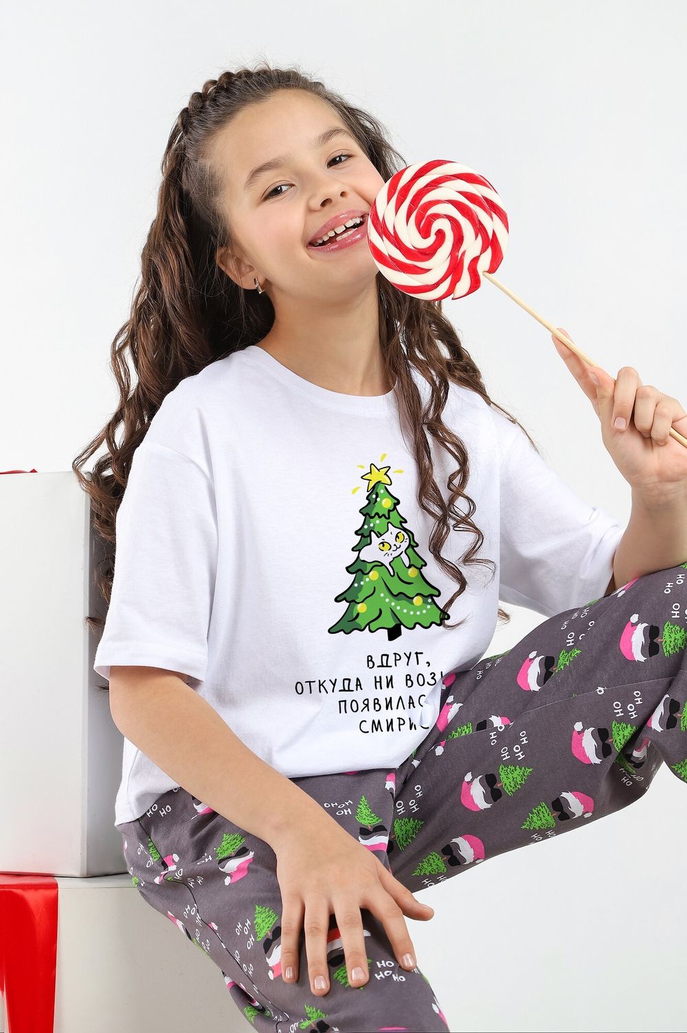 Костюм для девочки Стар-1 Виотекс БЕЛЫЙ