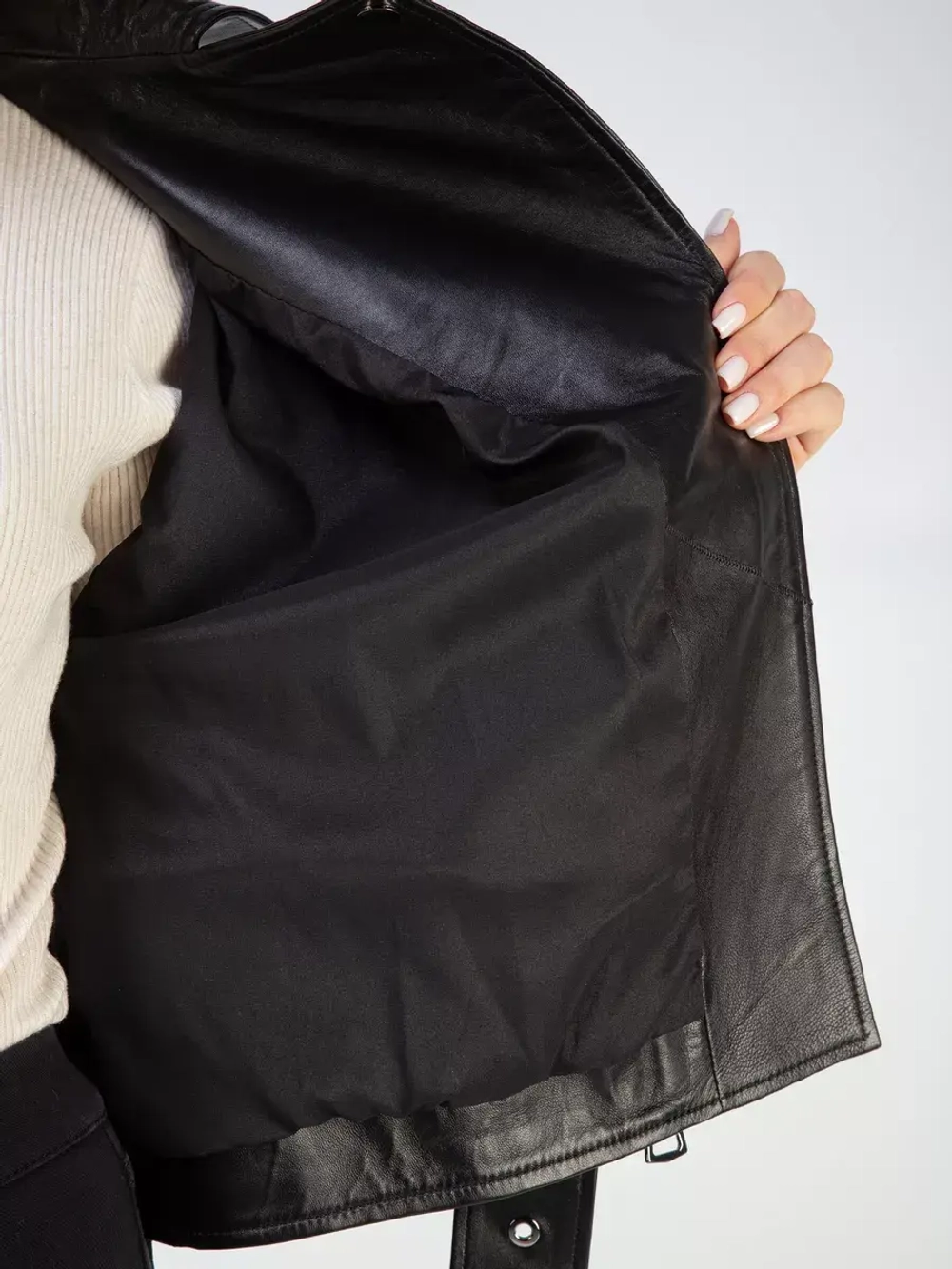 Кожаная куртка демисезонная косуха оверсайз