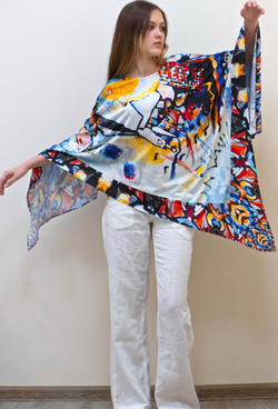 Накидка-пончо "Москва. Красная площадь" по мотивам одноименной картины Василия Кандинского