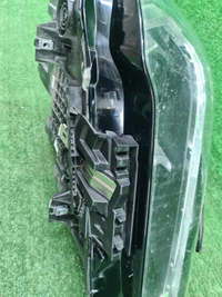 Битая Фара правая BMW X1 F48 (2019-2022) LED