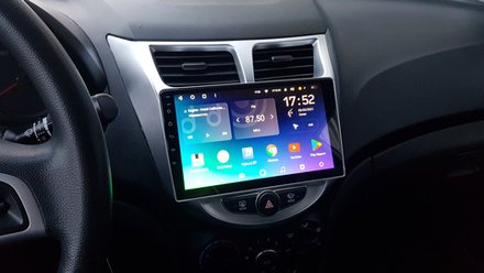 Магнитола для Hyundai Solaris 1 2010-2016 (рамка серебро) - Teyes CC3L на Android 10, 8-ядер, CarPlay, 4G SIM-слот