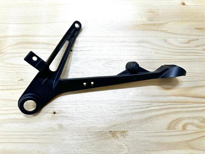 Ducati Кронштейн радиатора левый Streetfighter V4 / Panigale V4