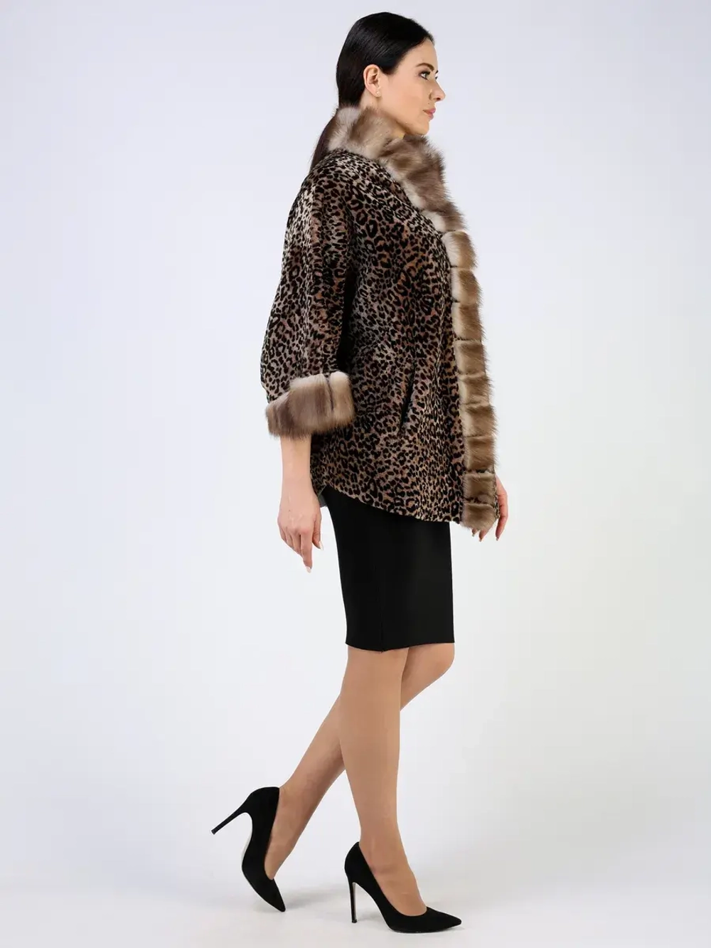 Шуба зимняя дубленка натуральная