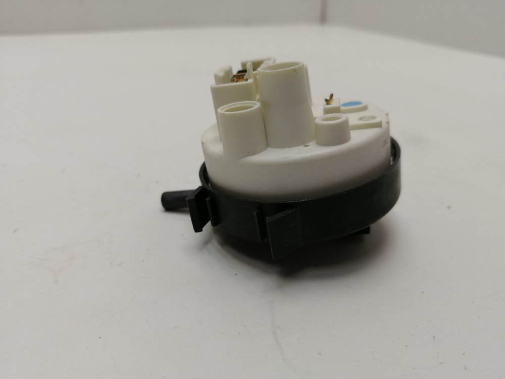 WTLS61200 кт118 Датчик уровня воды для стиральной машины Whirlpool WTLS61200 б/у
