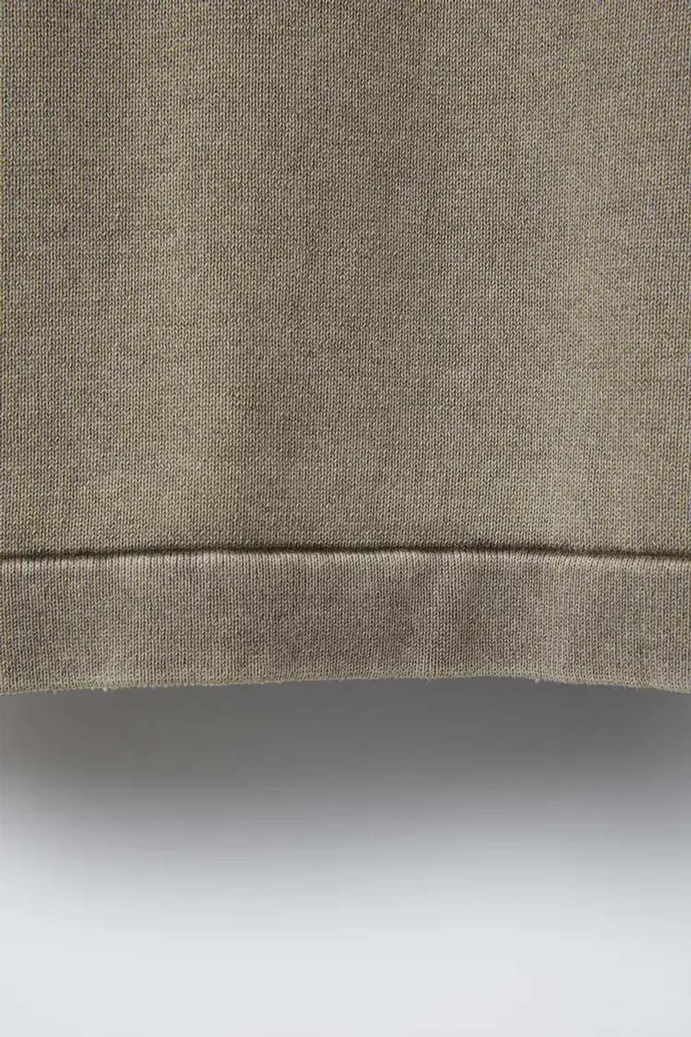 ZARA ФУТБОЛКА ИЗ ТКАНИ С ЭФФЕКТОМ ПОТЕРТОСТИ, РЖАВЫЙ