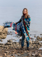 Палантин теплый с орнаментом Навахо