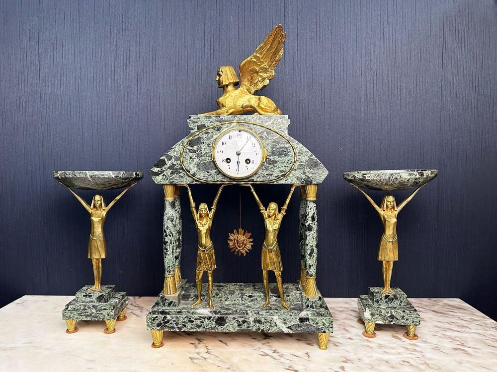 Часовой гарнитур в стиле Арт Деко