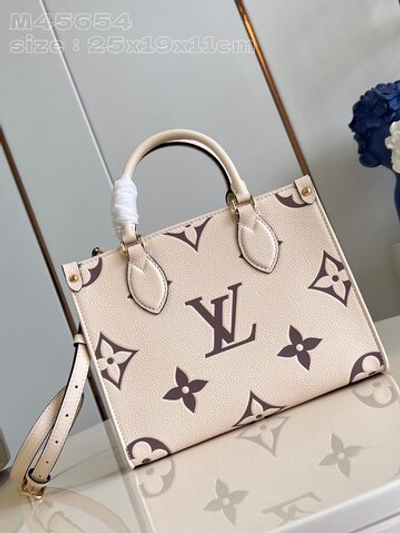 Louis Vuitton Onthego PM