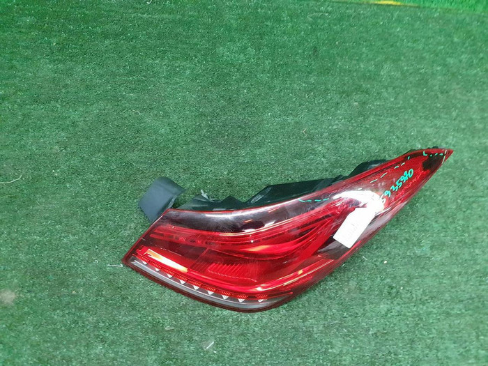 Фонарь правый внешний Mercedes CLA C118 (19-23)