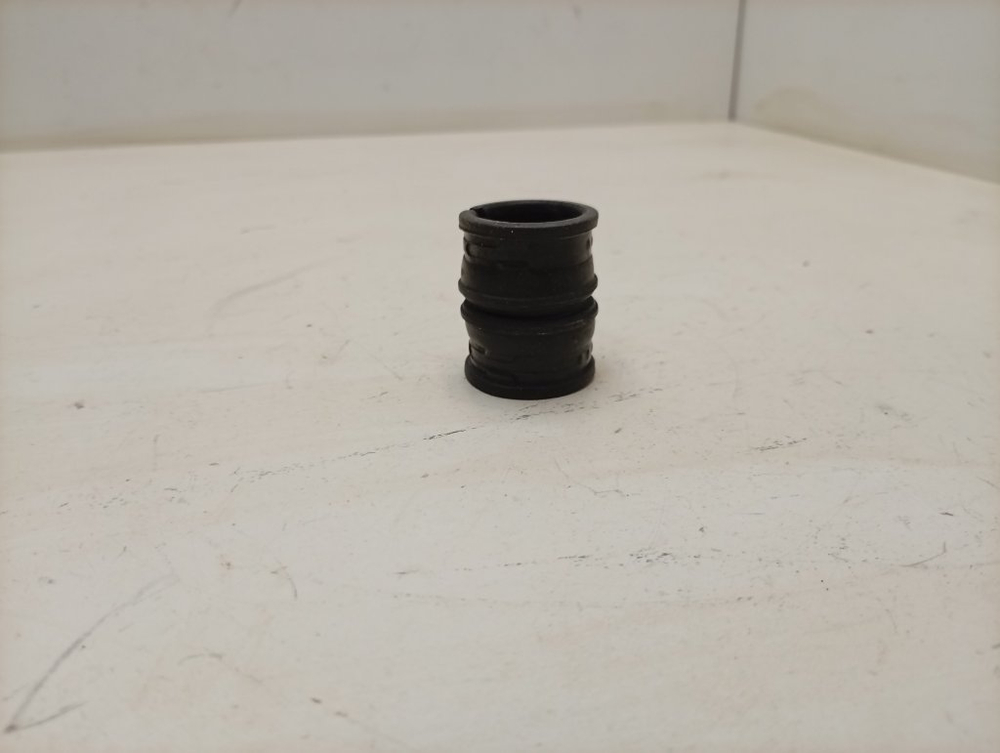 LFTA+5H1741 ктп11 Патрубок циркуляционного насоса посудомоечных машин Indesit Ariston C00079016 б/у