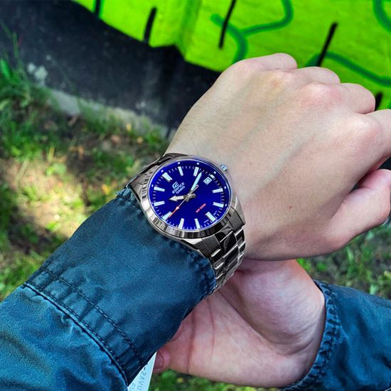 Наручные часы Casio EFV-100D-2A