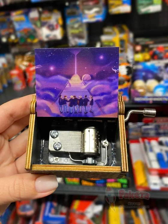 Музыкальная шкатулка детская BTS Kpop БТС Кпоп деревянная