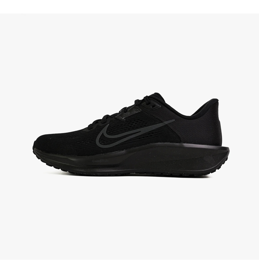 Кроссовки мужские NIKE Quest 6
